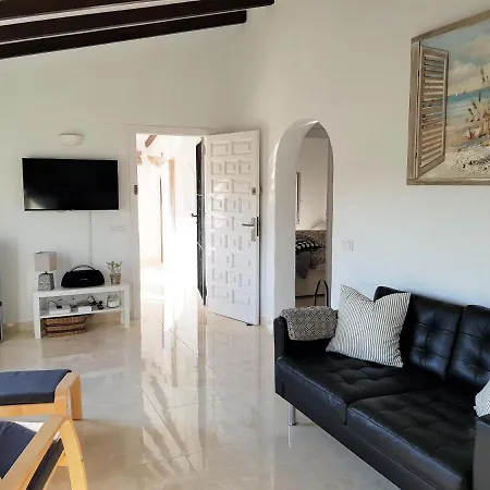 Neu Renovierte Villa Mit Privatem Pool Fusslaeufig Zum Meer Benissa Exterior photo