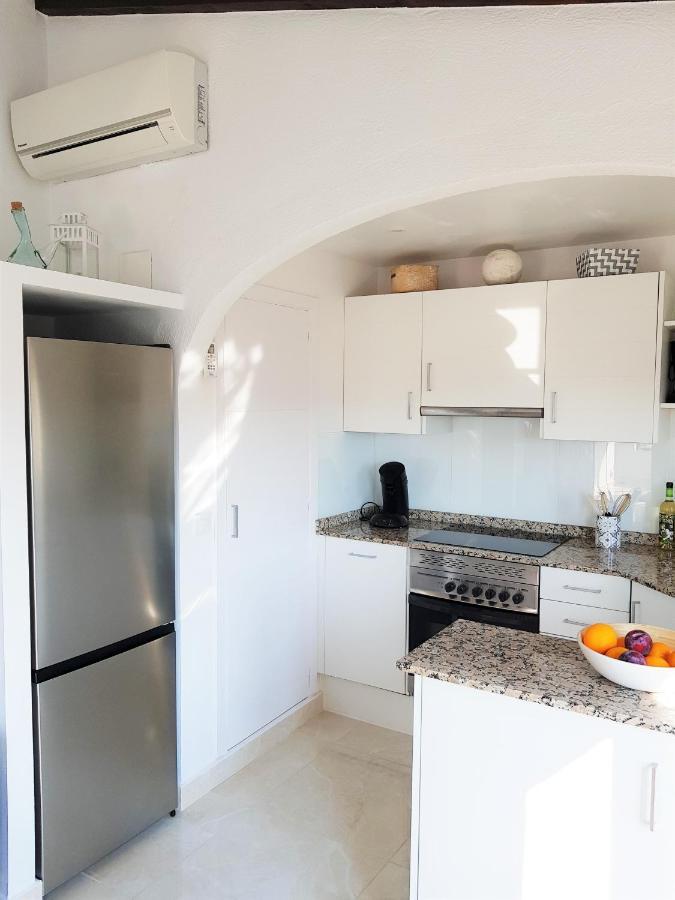 Neu Renovierte Mit Privatem Pool Fusslaeufig Zum