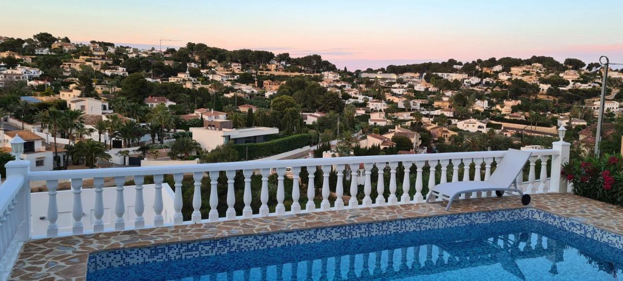 Neu Renovierte Mit Privatem Pool Fußläufig Zum Villa